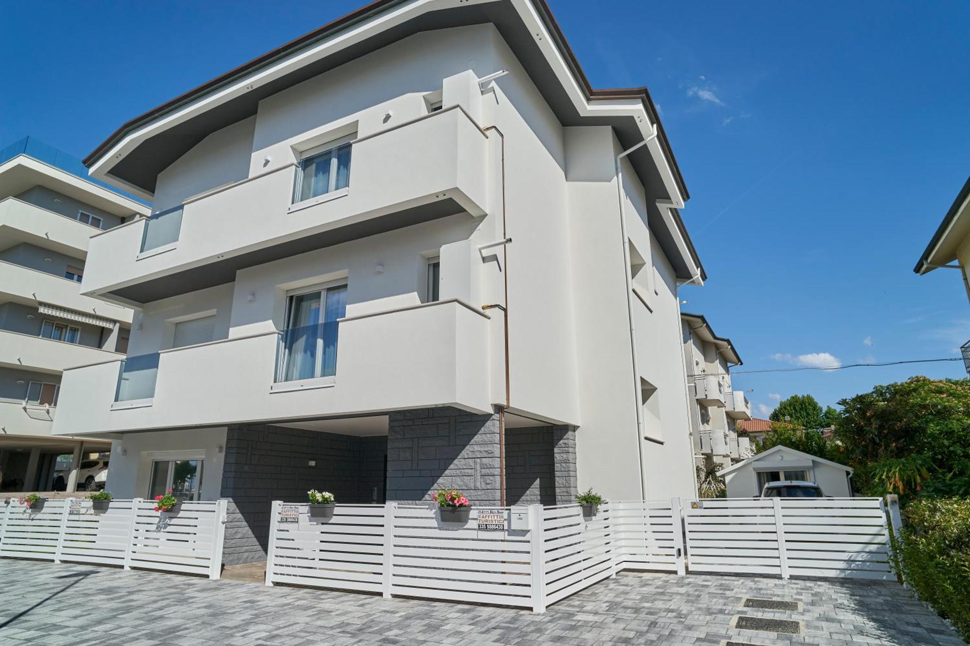 Villa Borghesi Suites Fronte Mare Rimini Exterior photo